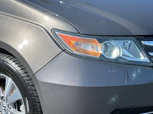 Used 2014 Honda Odyssey EX-L image 11