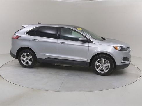 Certified 2022 Ford Edge SEL w/ Convenience Package image 12