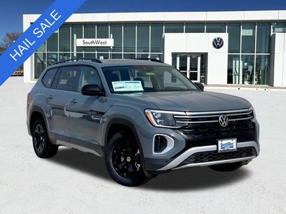 New 2025 Volkswagen Atlas Peak Edition SE