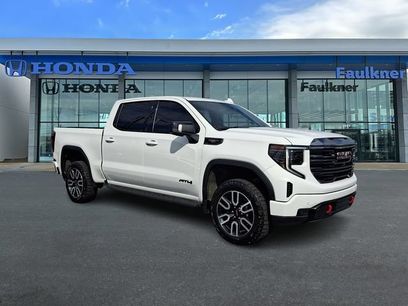 Used 2023 GMC Sierra 1500 AT4 w/ AT4 Premium Package