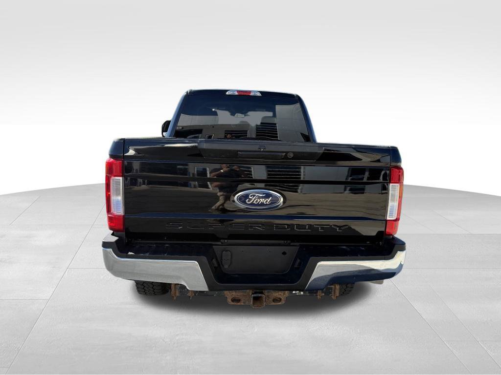Used 2019 Ford F250 XLT AWD/4WD image 11