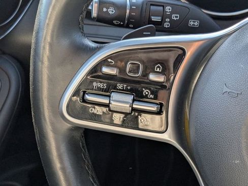 Used 2020 Mercedes-Benz GLC 300 4MATIC image 19