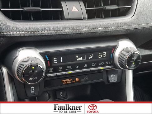 Certified 2021 Toyota RAV4 XLE AWD/4WD image 15