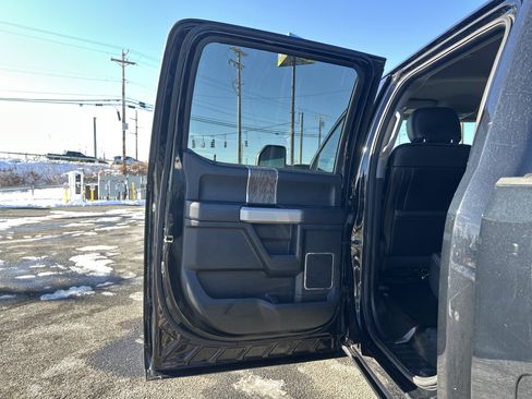 Used 2018 Ford F250 Lariat image 27