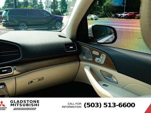 Used 2021 Mercedes-Benz GLE 450 4MATIC w/ AMG Line Exterior image 11