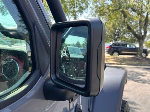 Used 2019 Jeep Wrangler Rubicon AWD/4WD image 11