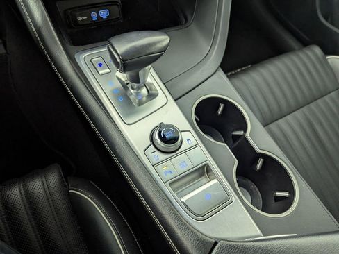 Used 2019 Genesis G70 2.0T Advanced w/ Elite Package image 11