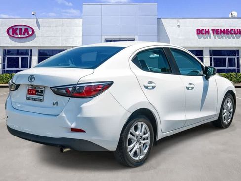 Used 2018 Toyota Yaris iA FWD image 4