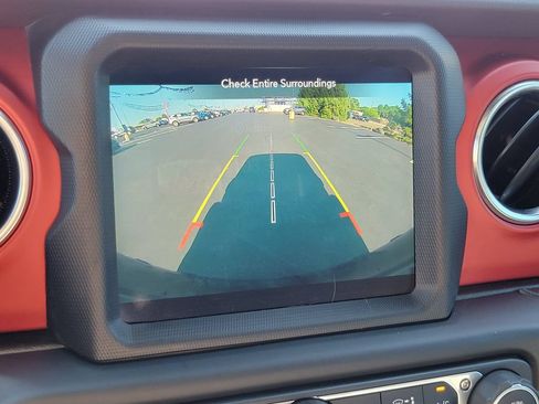 Used 2019 Jeep Wrangler Unlimited Rubicon AWD/4WD image 19