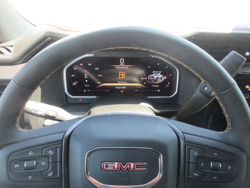 New 2026 GMC Sierra 3500 AT4 w/ AT4 Premium Plus Package AWD/4WD image 19