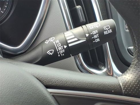 Used 2023 Chevrolet Equinox LS w/ LS Convenience Package image 60