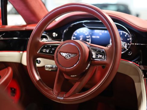 Used 2021 Bentley Continental GT AWD/4WD image 23