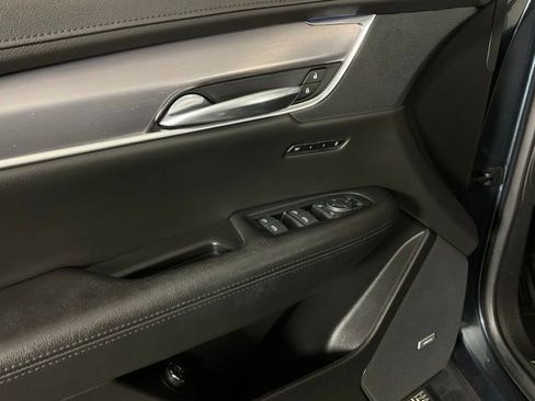 Used 2019 Cadillac XT5 Premium Luxury AWD/4WD image 24