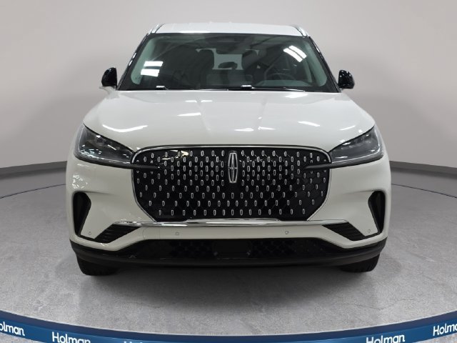 New 2027 Lincoln Aviator AWD image 2