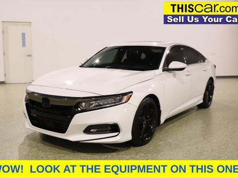 Used 2020 Honda Accord Sport image 3
