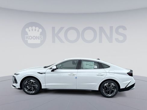 New 2026 Hyundai Sonata SEL AWD/4WD image 2