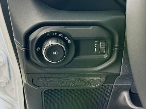 New 2026 Jeep Wrangler Unlimited Sahara AWD/4WD image 10