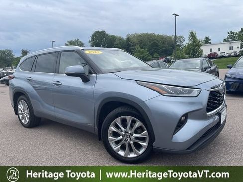 Used 2023 Toyota Highlander Limited AWD/4WD image 1