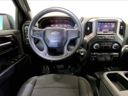 Used 2024 Chevrolet Silverado 1500 Custom Trail Boss AWD/4WD image 4