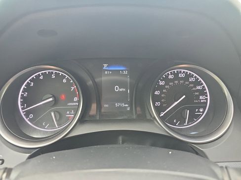 Used 2024 Toyota Camry SE image 21