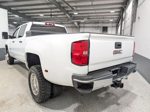 Used 2019 GMC Sierra 3500 4x4 Crew Cab image 5
