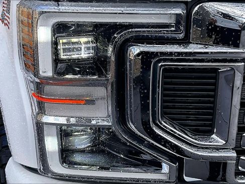 Used 2020 Ford F250 Platinum w/ FX4 Off-Road Package image 28