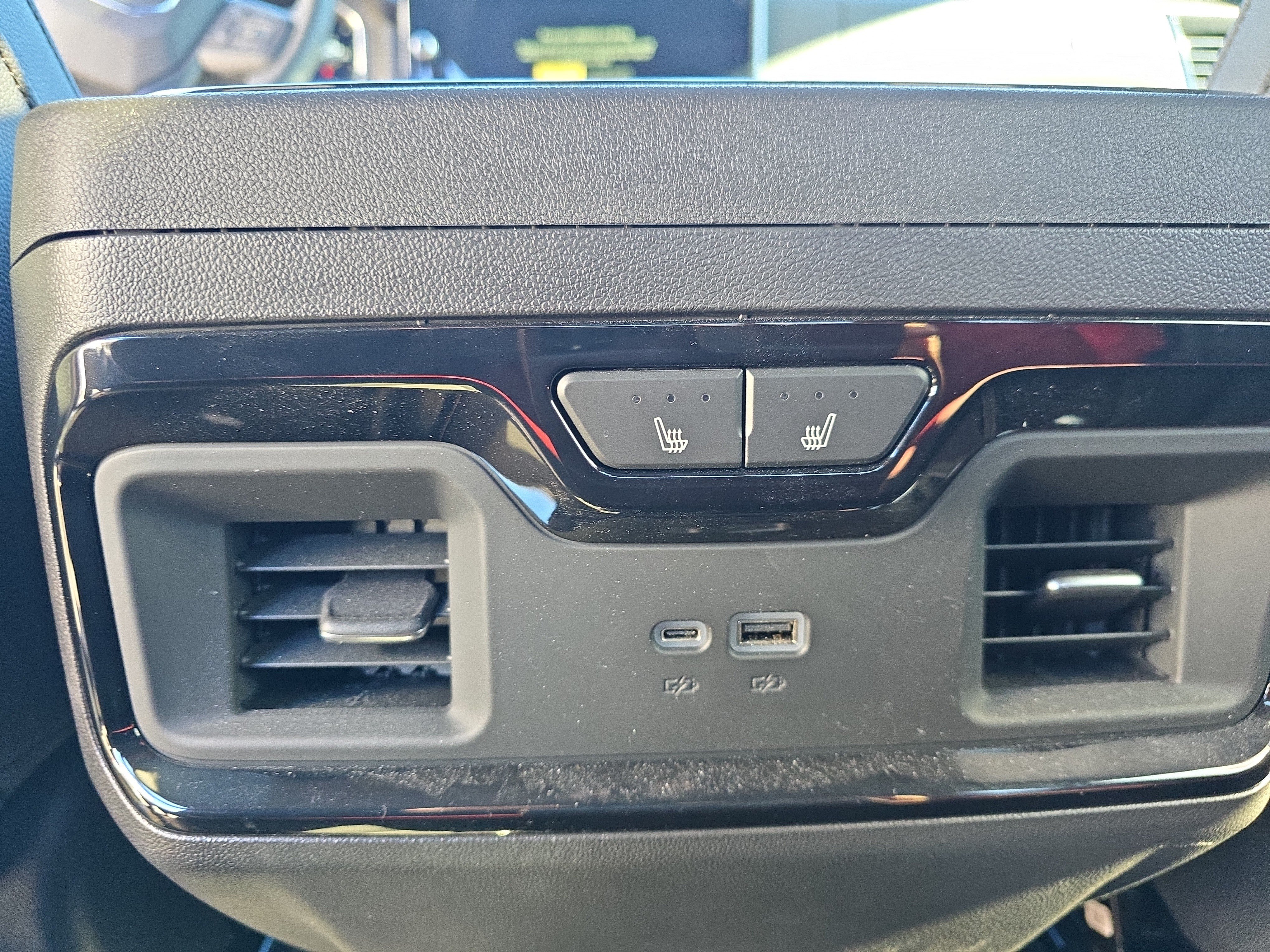 New 2026 GMC Sierra 1500 AT4 w/ AT4 Premium Package AWD/4WD image 28