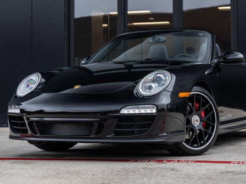 Used 2012 Porsche 911 Carrera GTS RWD image 7