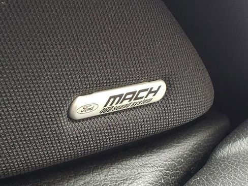 Used 2001 Ford Mustang Convertible image 19