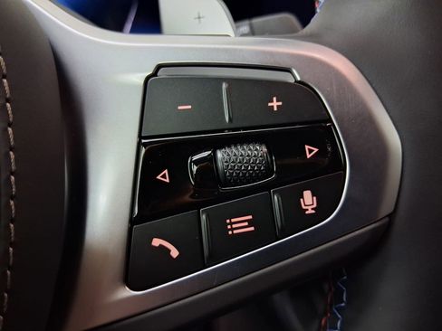 New 2026 BMW X7 M60i image 23