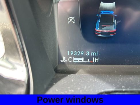 Used 2023 Lincoln Corsair AWD image 10