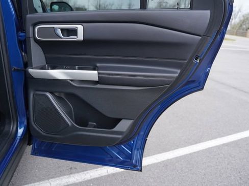 Used 2021 Ford Explorer XLT w/ Equipment Group 202A image 24