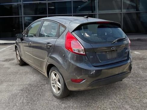 Used 2018 Ford Fiesta SE FWD image 3