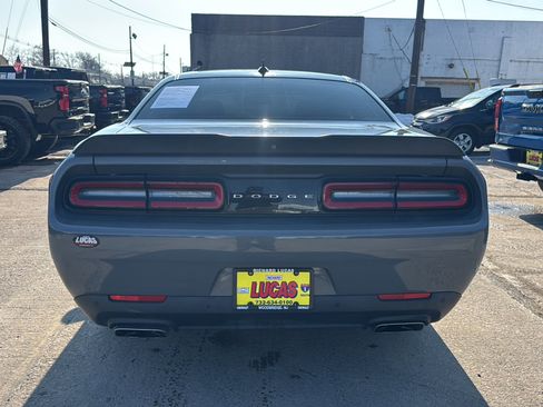 Used 2017 Dodge Challenger R/T Scat Pack image 6