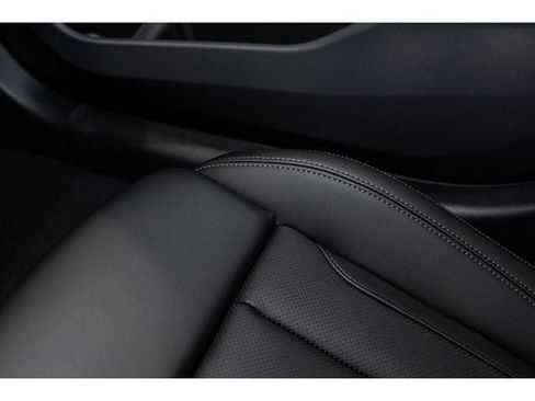 New 2026 BMW 330i xDrive Sedan w/ Convenience Package AWD/4WD image 62