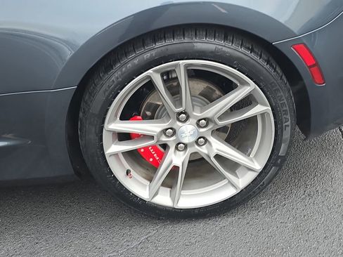 Used 2021 Chevrolet Camaro LT w/ RS Package image 33