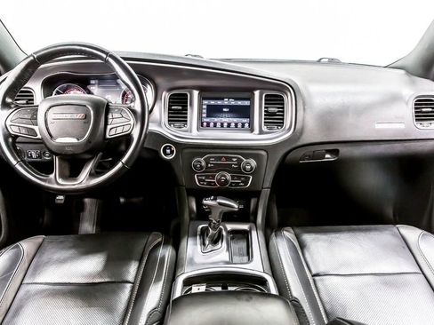 Used 2021 Dodge Charger SXT w/ Leather Interior Group RWD image 16