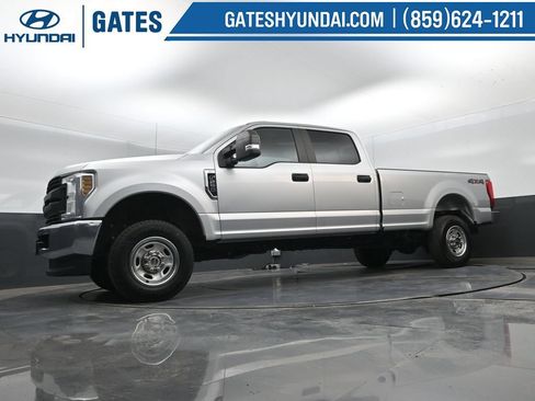 Used 2019 Ford F250 XL w/ Power Equipment Group AWD/4WD image 36