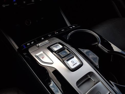 Used 2023 Hyundai Tucson Limited image 18