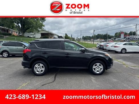 Used 2014 Toyota RAV4 LE FWD image 1