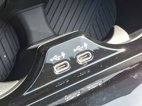 New 2026 BMW 530i xDrive w/ Premium Package AWD/4WD image 18