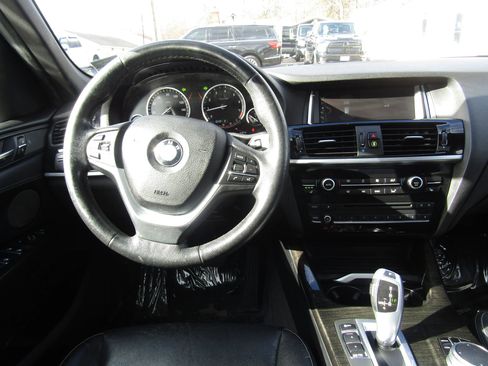 Used 2017 BMW X3 xDrive28i image 19