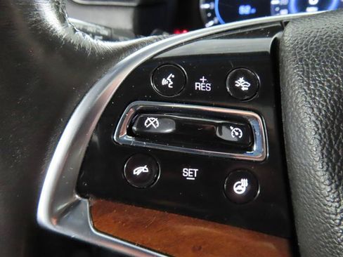 Used 2016 Cadillac Escalade Luxury RWD image 25