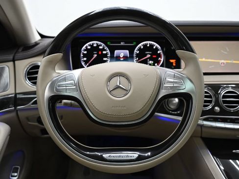 Used 2016 Mercedes-Benz S 550 Sedan image 22