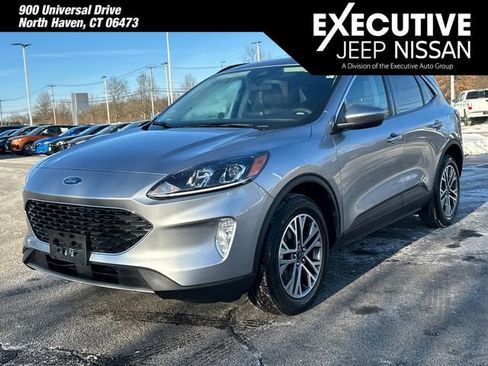 Used 2022 Ford Escape SEL image 5