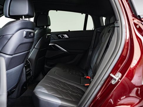 New 2026 BMW X6 xDrive40i w/ Climate Comfort Package image 49