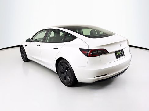 Used 2023 Tesla Model 3 Standard Range RWD image 5
