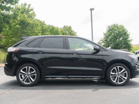 Used 2017 Ford Edge Sport w/ Equipment Group 401A AWD/4WD image 11