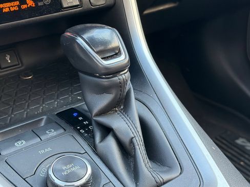 Used 2020 Toyota RAV4 XLE w/ Convenience Package AWD/4WD image 34