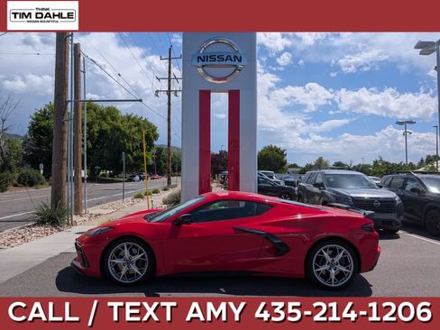 Used 2023 Chevrolet Corvette Stingray Premium Cpe w/ Z51 Performance Package RWD image 1